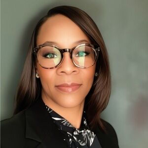 Meet your Posher, Marlena